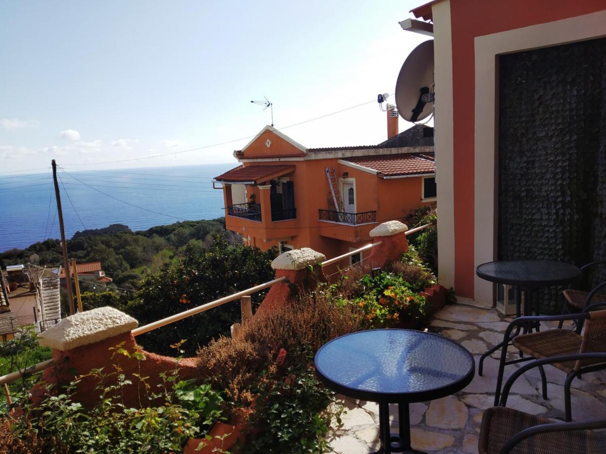Traditional Panoramic Sea View House Lákones Exteriér fotografie