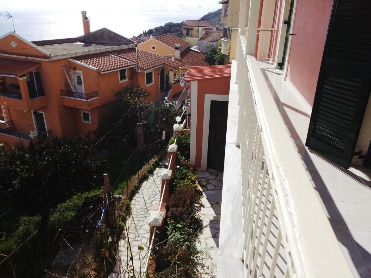 Traditional Panoramic Sea View House Lákones Exteriér fotografie