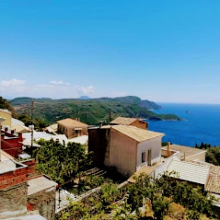 Traditional Panoramic Sea View House Lákones Exteriér fotografie