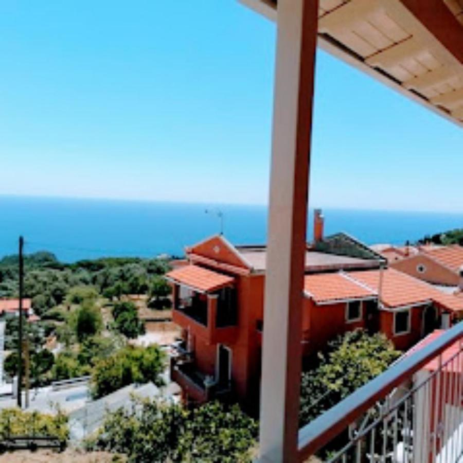 Traditional Panoramic Sea View House Lákones Exteriér fotografie