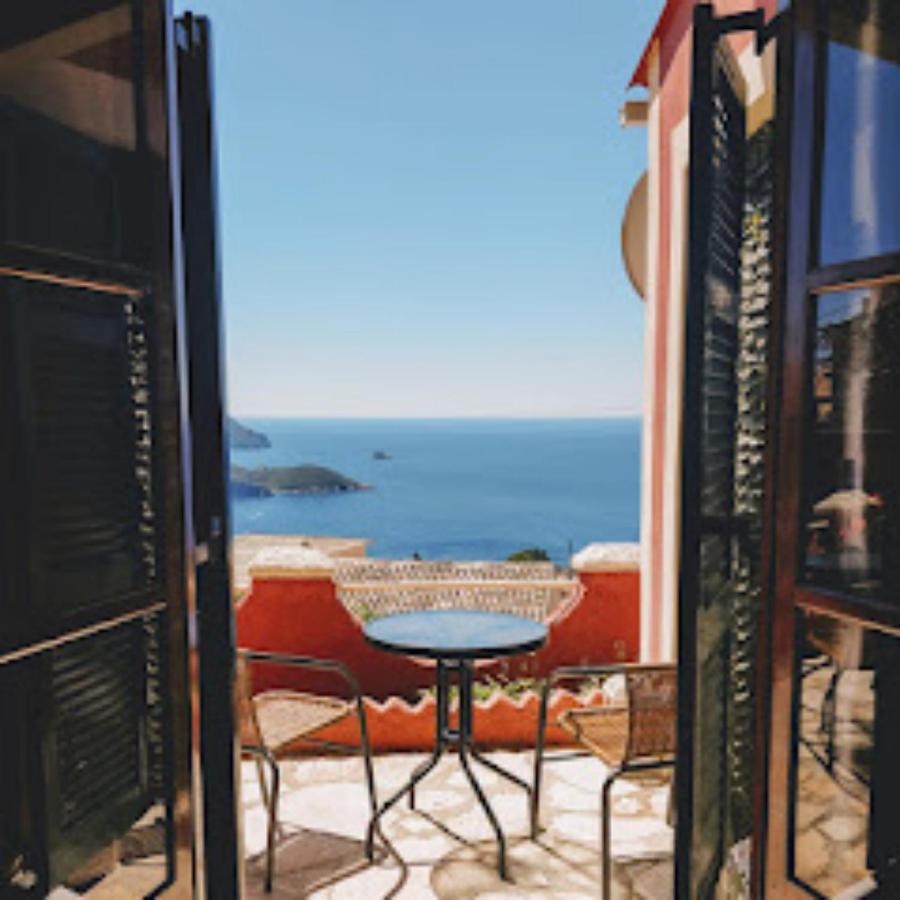 Traditional Panoramic Sea View House Lákones Exteriér fotografie